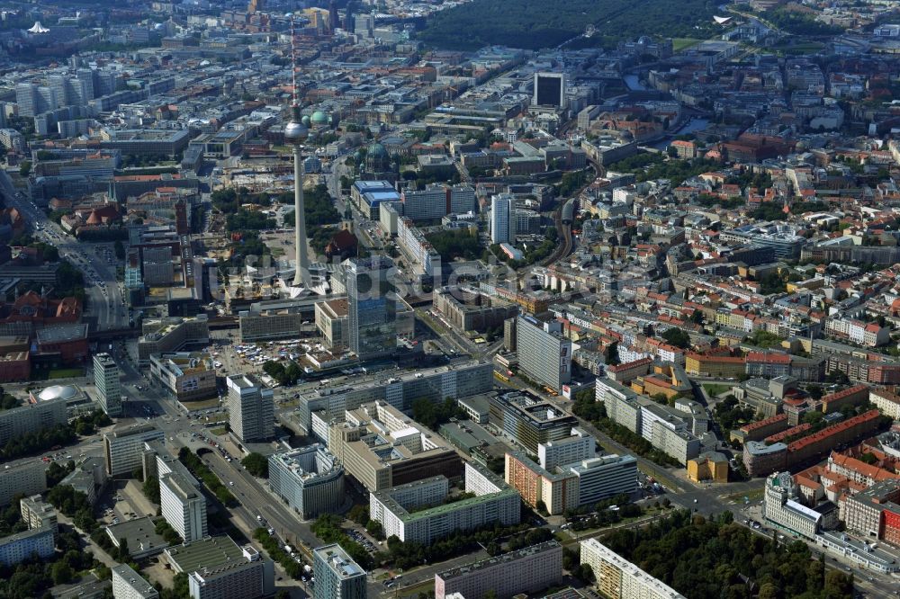 Berlin Mitte von oben - Stadtansicht vom Stadtzentrum Ost am Alexanderplatz im Stadtbezirk Mitte von Berlin