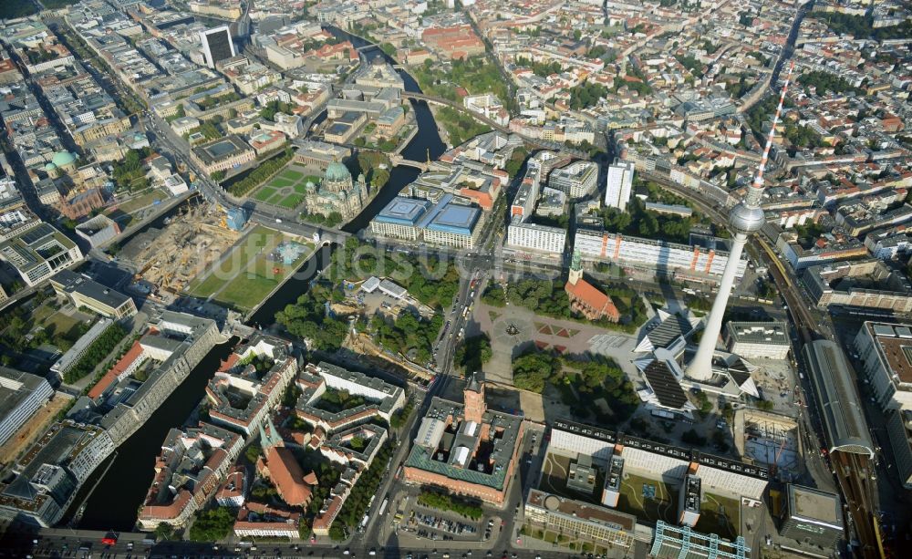 Berlin aus der Vogelperspektive: Stadtansicht vom Stadtzentrum Ost der Bundes- Hauptstadt Berlin