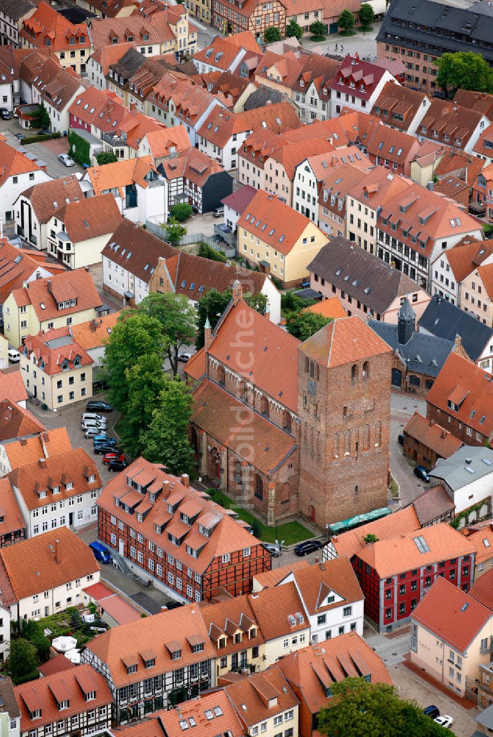 Luftbild Waren / Müritz - Stadtansicht vom Stadtzentrum und der Warener Altstadt am Ufer der Müritz in Mecklenburg-Vorpommern