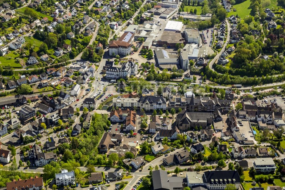 Luftaufnahme Sundern (Sauerland) - Stadtansicht von Sundern im Sauerland im Bundesland Nordrhein-Westfalen