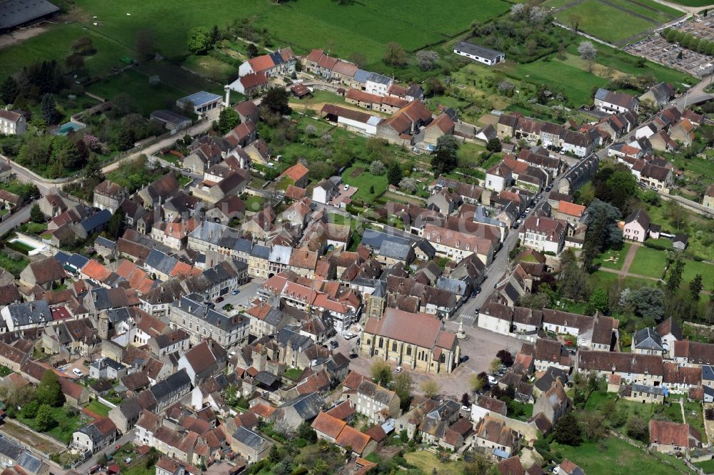 Luftbild Tannay - Stadtansicht von Tannay in Bourgogne Franche-Comté, Frankreich