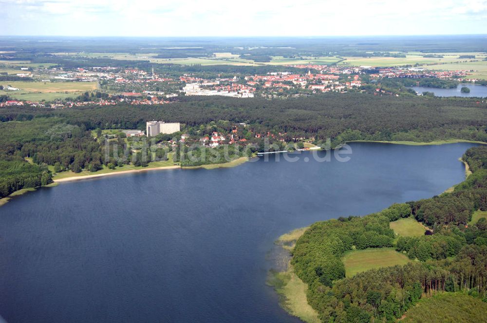 Templin aus der Vogelperspektive: Stadtansicht von Templin am Ufer des Lubbesee