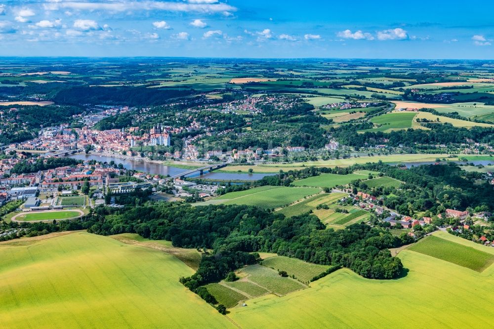 Luftbild Meißen - Stadtansicht am Ufer des Flußverlaufes Elbe in Meißen im Bundesland Sachsen, Deutschland