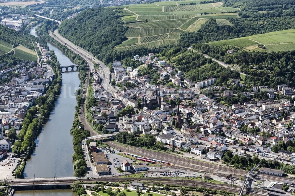 Bingen am Rhein von oben - Stadtansicht am Ufer des Flußverlaufes Nahe in Bingen am Rhein im Bundesland Rheinland-Pfalz, Deutschland