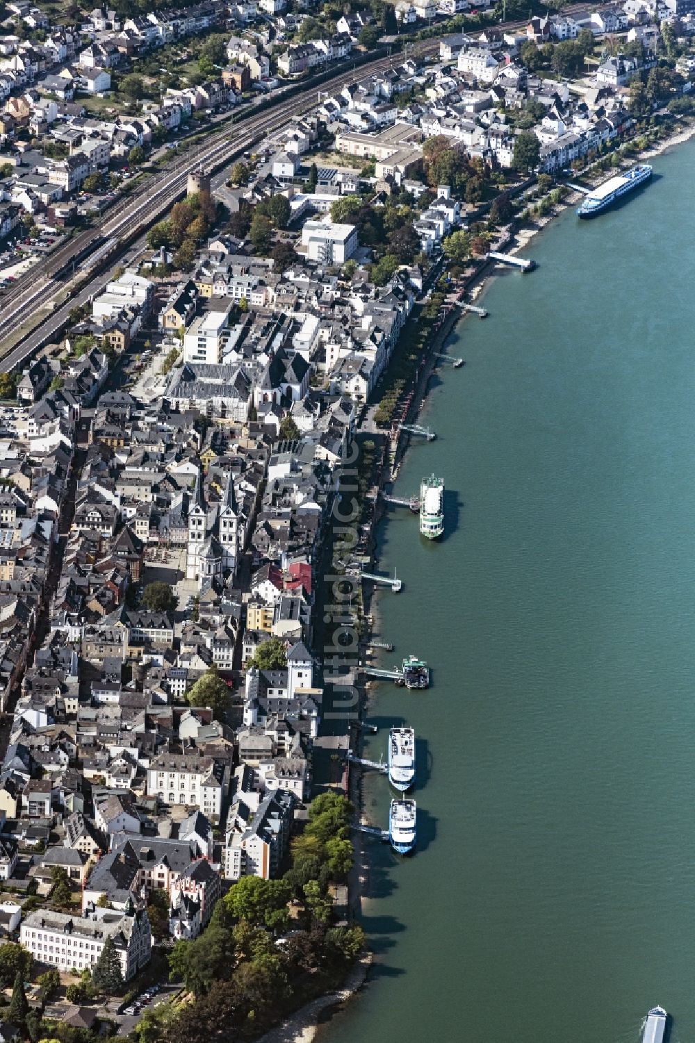 Luftbild Boppard - Stadtansicht am Ufer des Flußverlaufes des Rhein in Boppard im Bundesland Rheinland-Pfalz, Deutschland