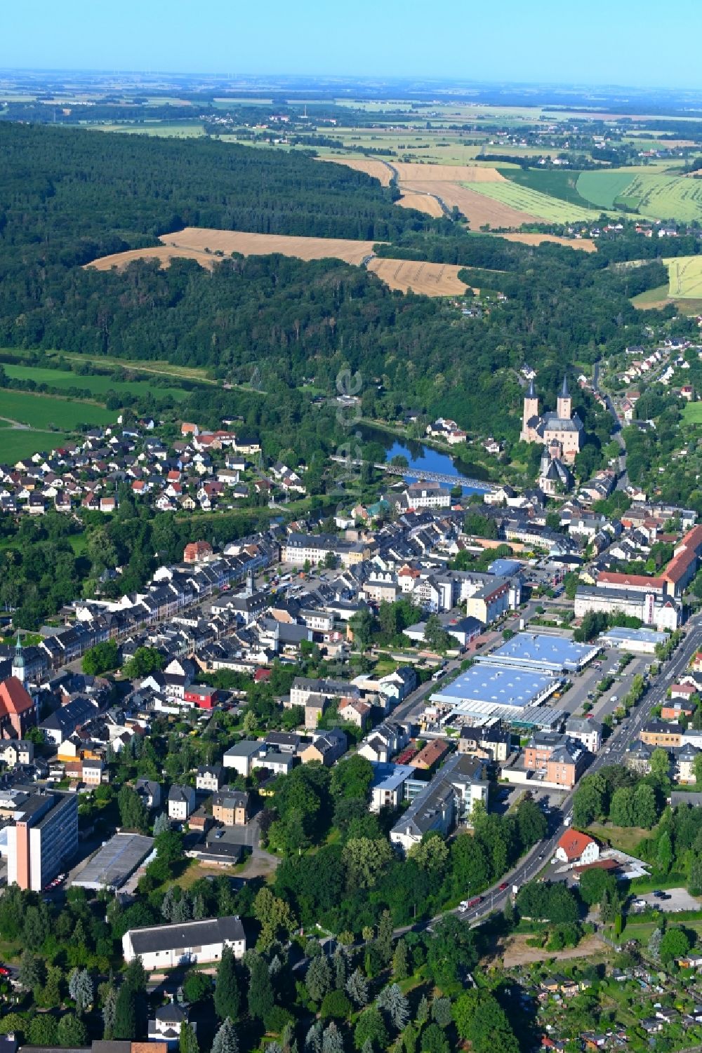 Luftbild Rochlitz - Stadtansicht am Ufer des Flußverlaufes Zwickauer Mulde in Rochlitz im Bundesland Sachsen, Deutschland