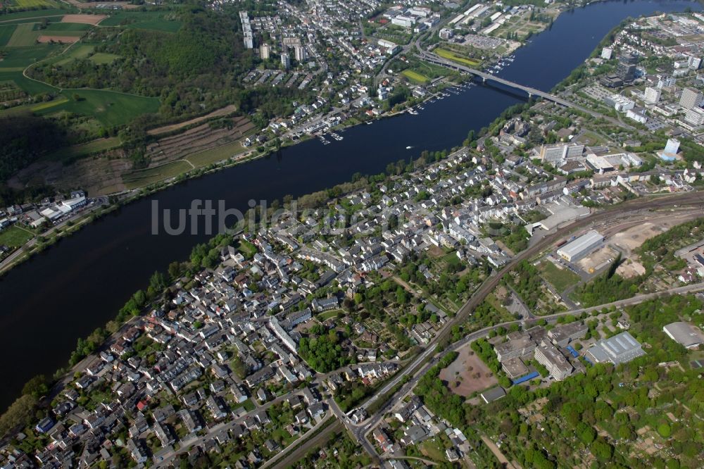 Luftbild Koblenz OT Moselweiß - Stadtansicht am Ufer des Rheinverlaufes von Koblenz-Moselweiß im Bundesland Rheinland-Pfalz