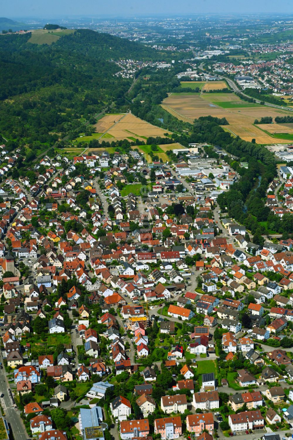 Luftbild Winterbach - Stadtansicht mit umgebender Berglandschaft in Winterbach im Bundesland Baden-Württemberg, Deutschland