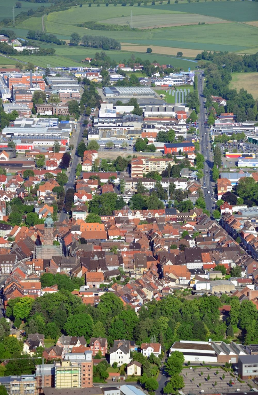 Luftbild Einbeck - Stadtansicht und Verlauf der Grimsehlstraße, Altendorfer Tor und der Altendorfer Straße in Einbeck im Bundesland Niedersachsen