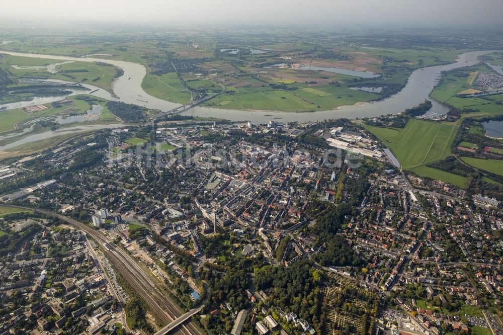 Luftaufnahme Wesel - Stadtansicht von Wesel im Bundesland Nordrhein-Westfalen