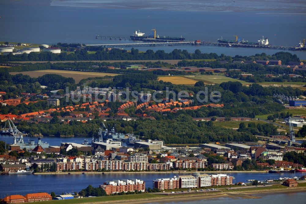 Wilhelmshaven aus der Vogelperspektive: Stadtansicht von Wilhelmshaven an der Nordsee- Küste im Bundesland Niedersachsen