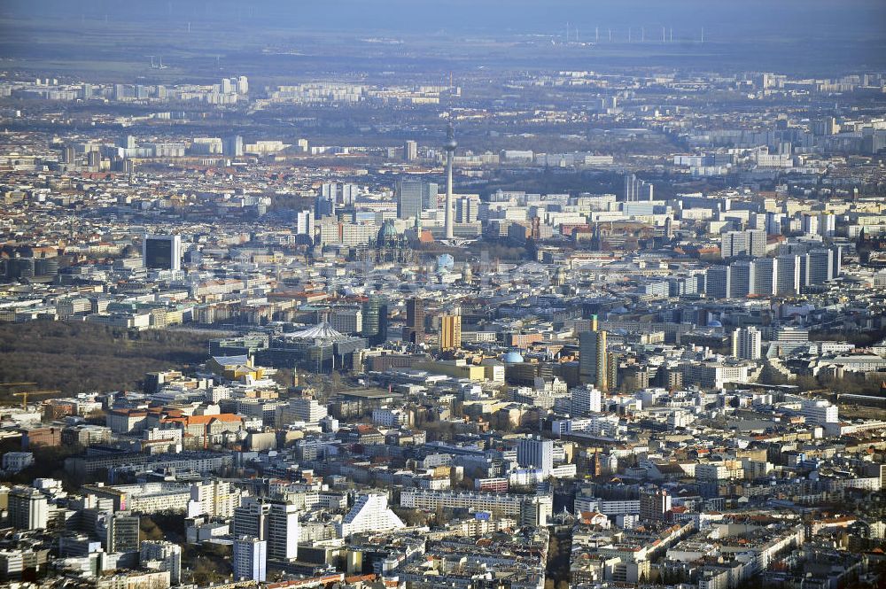 Berlin von oben - Stadtansicht Wohngebiete Berlin Wilmersdorf bis Berlin Mitte