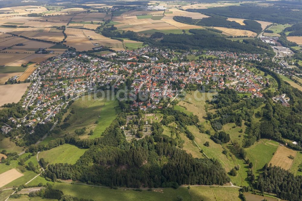 Luftaufnahme Warstein - Stadtansicht vom Zentrum und der Innenstadt von Warstein im Bundesland Nordrhein-Westfalen