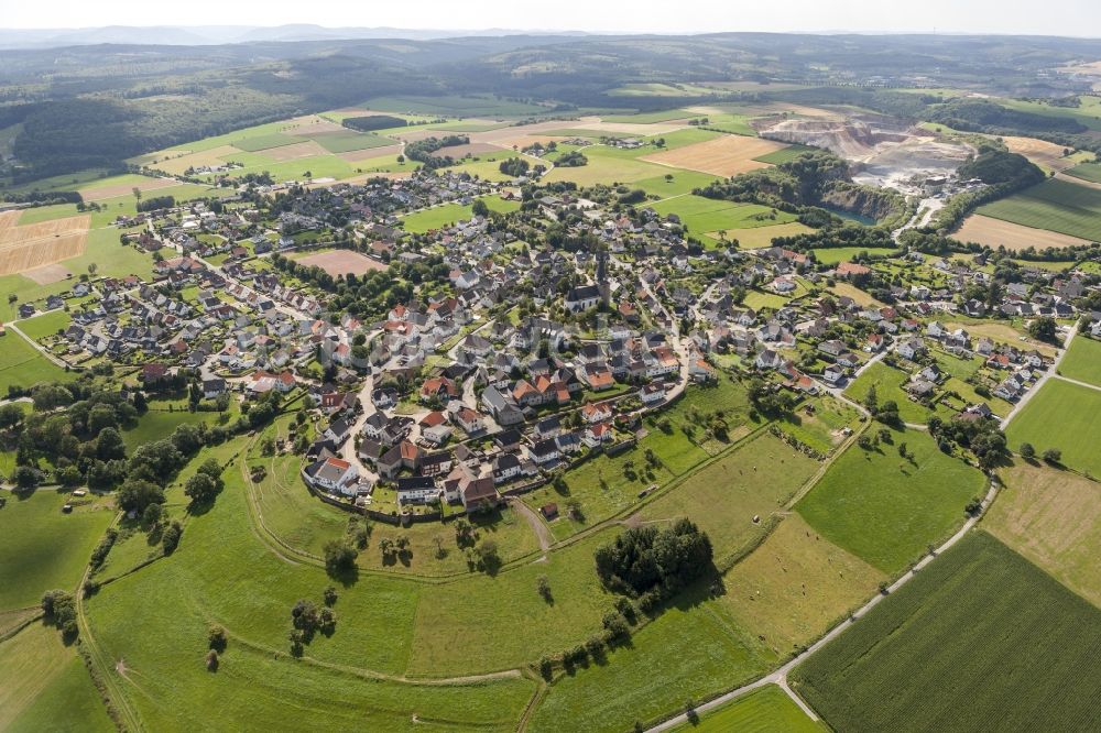 Luftbild Warstein - Stadtansicht vom Zentrum und der Innenstadt von Warstein im Bundesland Nordrhein-Westfalen