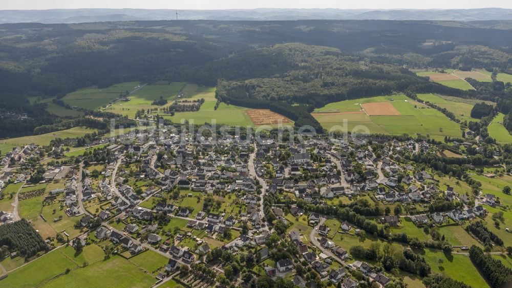 Luftaufnahme Warstein - Stadtansicht vom Zentrum und der Innenstadt von Warstein im Bundesland Nordrhein-Westfalen