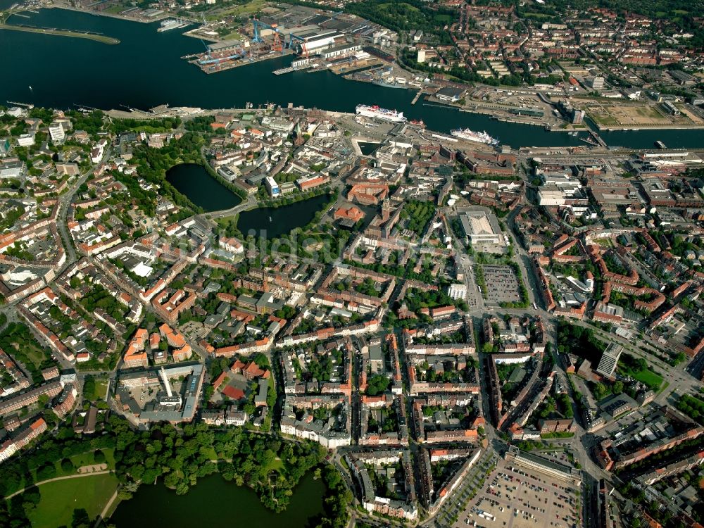 Kiel aus der Vogelperspektive: Stadtansicht vom Zentrum der Stadt Kiel im Bundesland Schleswig-Holstein