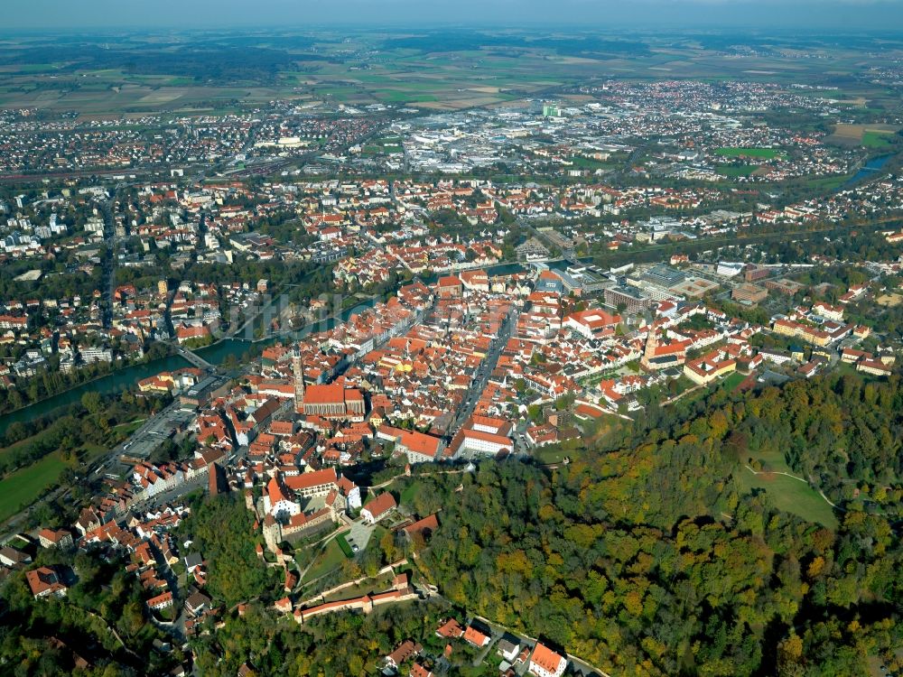 Luftaufnahme Landshut - Stadtansicht vom Zentrum der Stadt Landshut im Bundesland Bayern