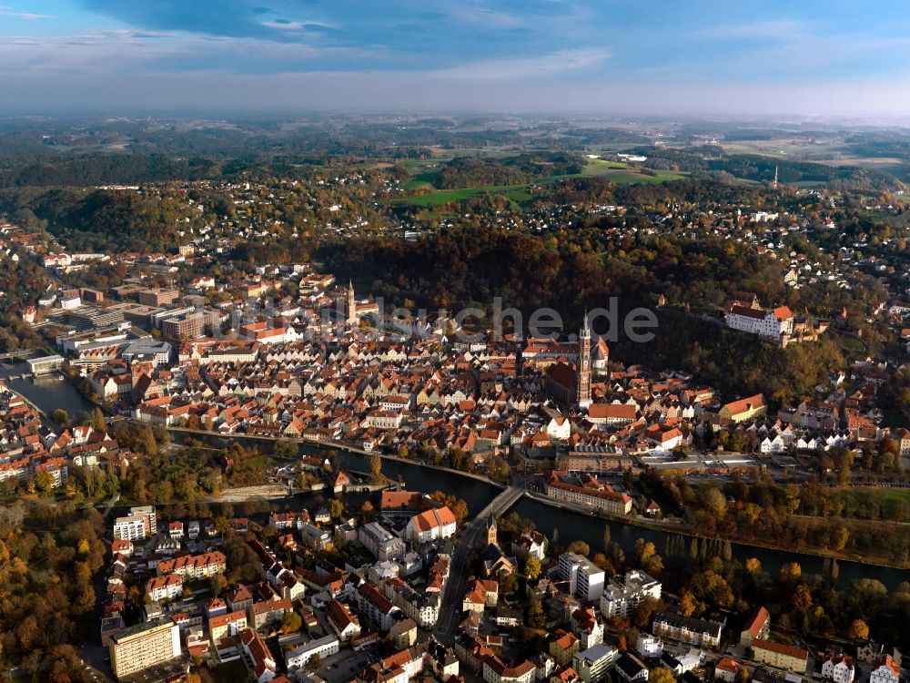 Luftaufnahme Landshut - Stadtansicht vom Zentrum der Stadt Landshut im Bundesland Bayern