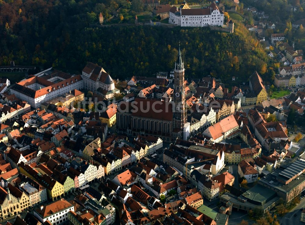 Luftaufnahme Landshut - Stadtansicht vom Zentrum der Stadt Landshut im Bundesland Bayern