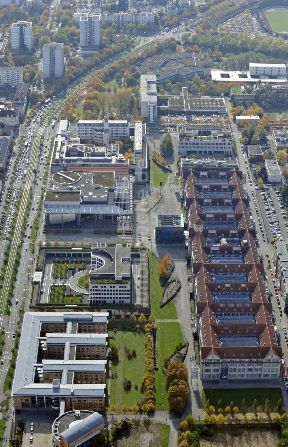 Luftaufnahme Karlsruhe - Stadtansicht ZKM-Gelände Karlsruhe