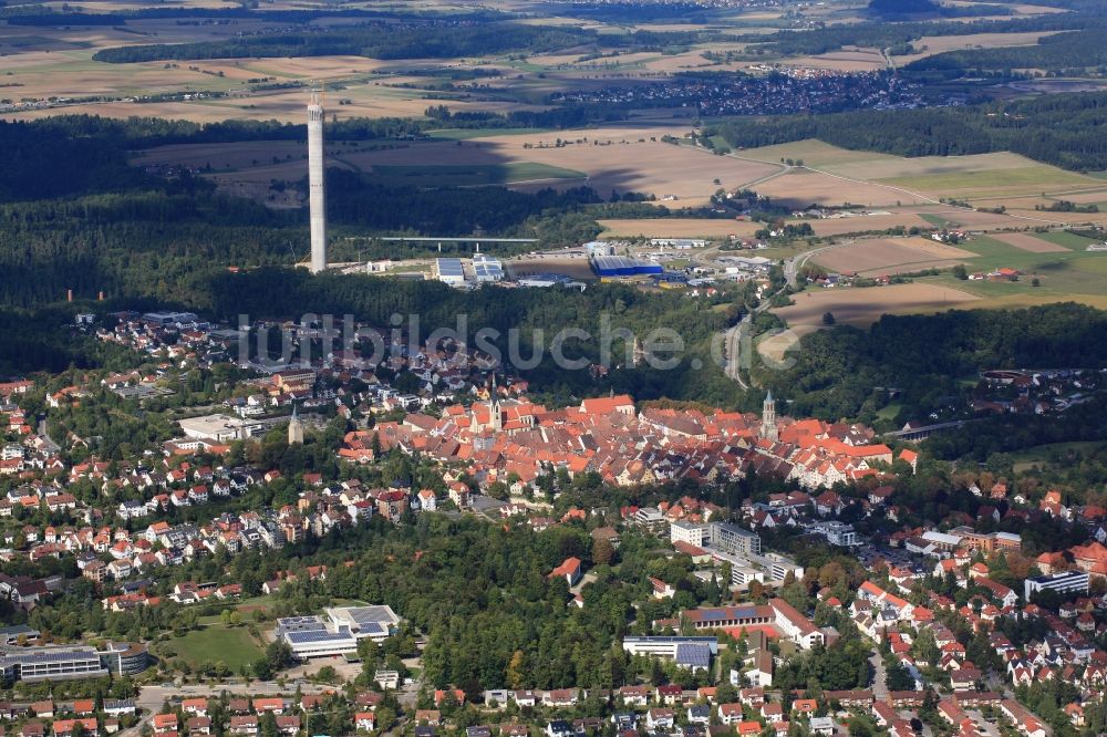 Rottweil von oben - Stadtbereich und Neubau des ThyssenKrupp Aufzugstestturm in Rottweil im Bundesland Baden-Württemberg