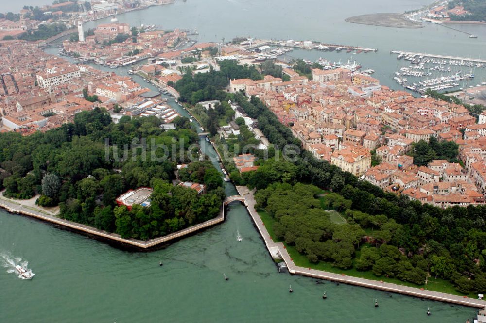 Luftbild Venedig - Stadtbezirk Castello und Biennale Venedig