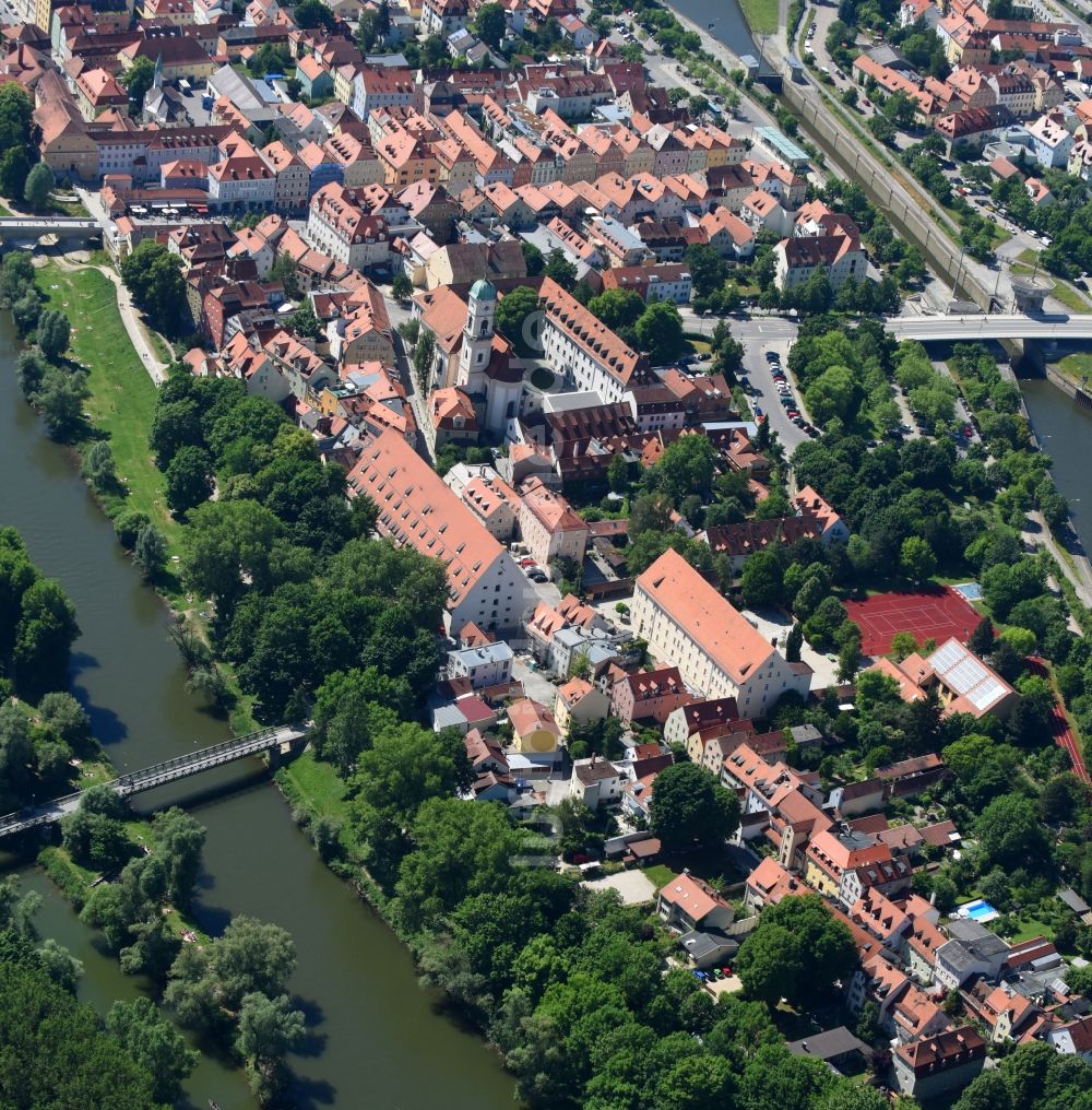 Regensburg von oben - Stadtbezirk Stadtamhof in Regensburg im Bundesland Bayern, Deutschland