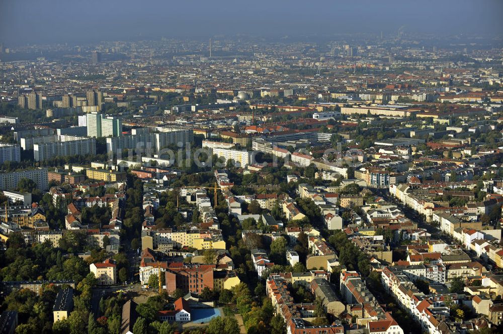 Berlin aus der Vogelperspektive: Stadtblick über Berlin