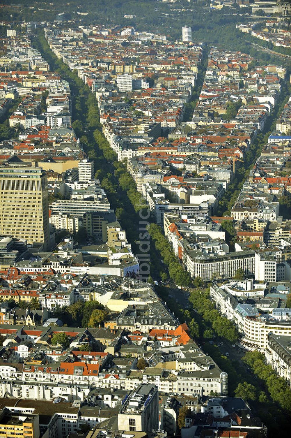 Luftaufnahme Berlin - Stadtblick über die Kurfürstenstrasse in Berlin