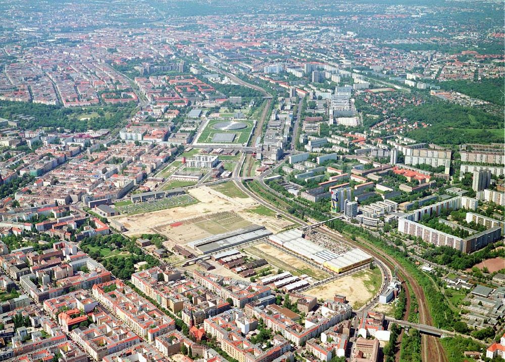 Luftaufnahme Berlin-Friedrichshain - Stadtentwicklungsgebiet Eldenaer Straße/ Landsberger Allee