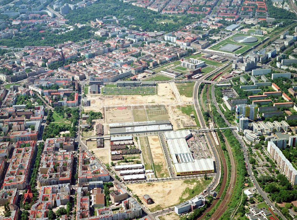 Berlin-Friedrichshain aus der Vogelperspektive: Stadtentwicklungsgebiet Eldenaer Straße/ Landsberger Allee