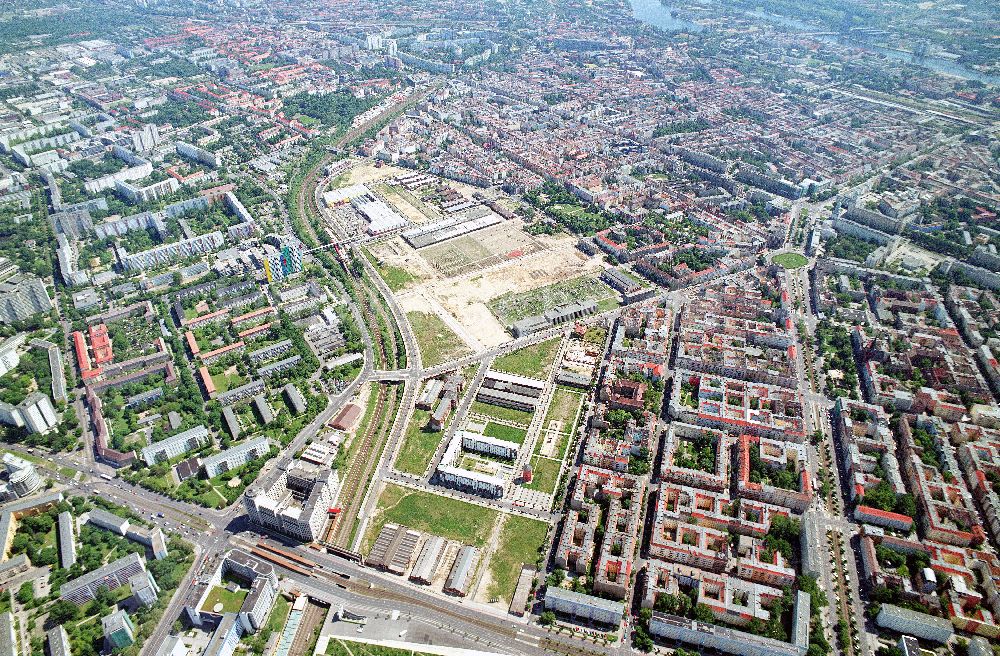 Berlin-Friedrichshain aus der Vogelperspektive: Stadtentwicklungsgebiet Eldenaer Straße/ Landsberger Allee