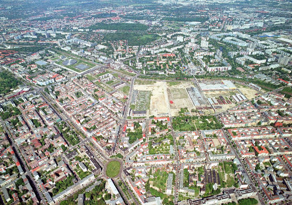 Berlin-Friedrichshain aus der Vogelperspektive: Stadtentwicklungsgebiet Eldenaer Straße/ Landsberger Allee