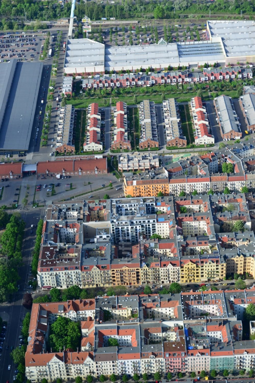 Berlin aus der Vogelperspektive: Stadtenwicklungsgebiet am Areal der Eldenaer Straße - Zum Langen Jammer im Stadtteil Friedrichshain zu Berlin