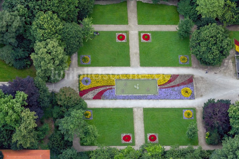 Gelsenkirchen aus der Vogelperspektive: Stadtgarten in der Altstadt von Gelsenkirchen im Bundesland Nordrhein-Westfalen NRW