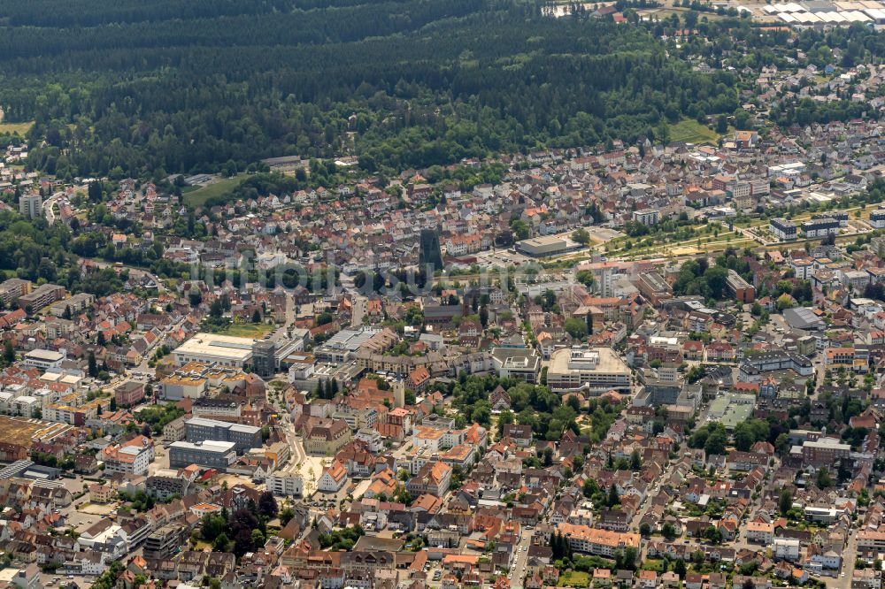 Schwenningen von oben - Stadtgebiet mit Außenbezirken und Innenstadtbereich in Schwenningen im Bundesland Baden-Württemberg, Deutschland