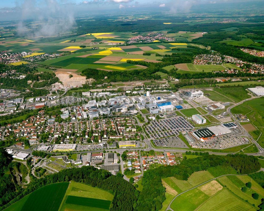 Luftbild Biberach an der Riß - Stadtgebiet inmitten der Landwirtschaft in Biberach an der Riß im Bundesland Baden-Württemberg, Deutschland