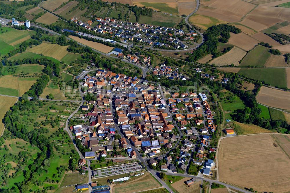 Bieberehren von oben - Stadtgebiet inmitten der Landwirtschaft in Bieberehren im Bundesland Bayern, Deutschland