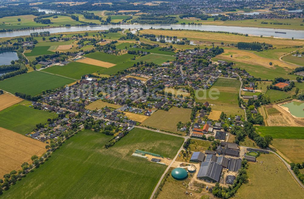 Luftbild Bislich - Stadtgebiet inmitten der Landwirtschaft in Bislich im Bundesland Nordrhein-Westfalen, Deutschland