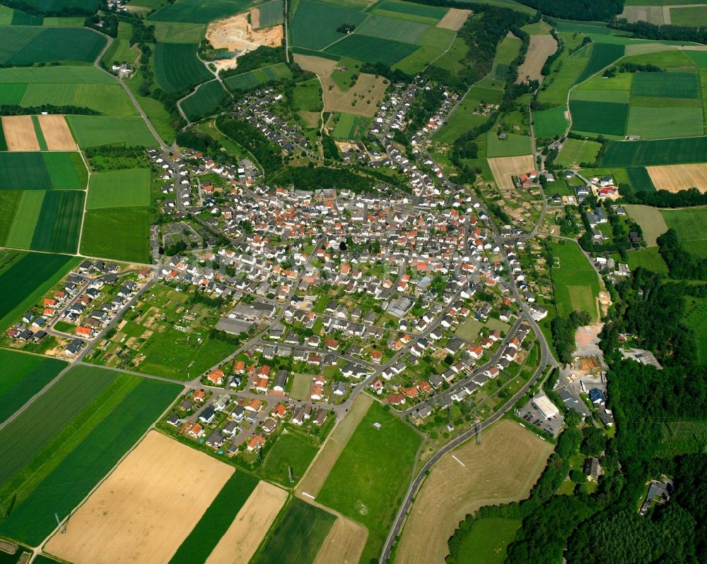 Luftaufnahme Eisenbach - Stadtgebiet inmitten der Landwirtschaft in Eisenbach im Bundesland Hessen, Deutschland