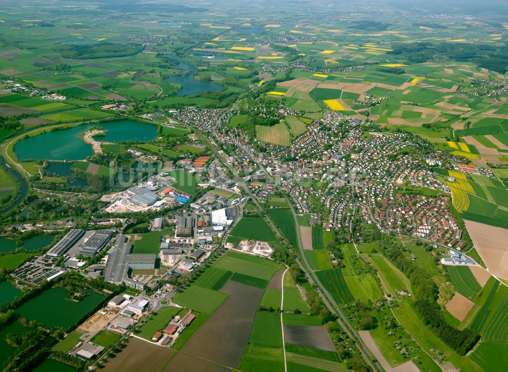 Luftbild Erbach - Stadtgebiet inmitten der Landwirtschaft in Erbach im Bundesland Baden-Württemberg, Deutschland