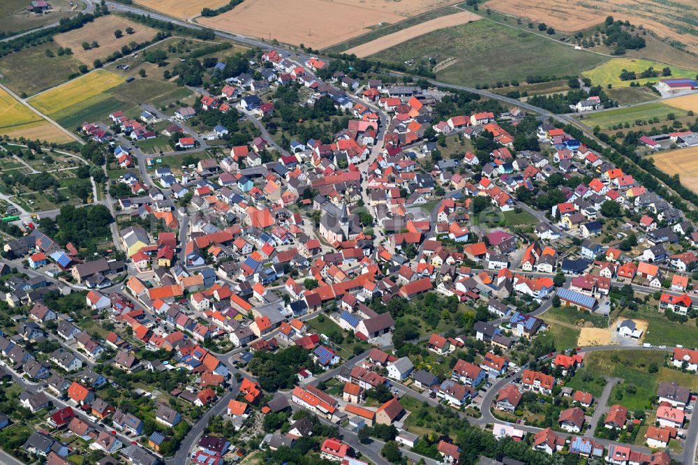 Luftaufnahme Gerchsheim - Stadtgebiet inmitten der Landwirtschaft in Gerchsheim im Bundesland Baden-Württemberg, Deutschland