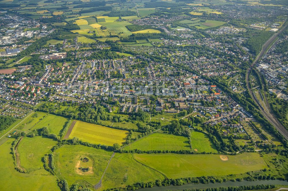 Hamm-Heessen aus der Vogelperspektive: Stadtgebiet inmitten der Landwirtschaft in Heessen im Bundesland Nordrhein-Westfalen, Deutschland