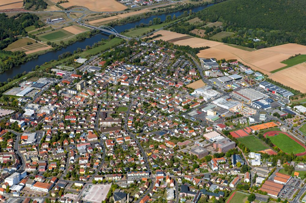 Luftaufnahme Marktheidenfeld - Stadtgebiet inmitten der Landwirtschaft in Marktheidenfeld im Bundesland Bayern, Deutschland