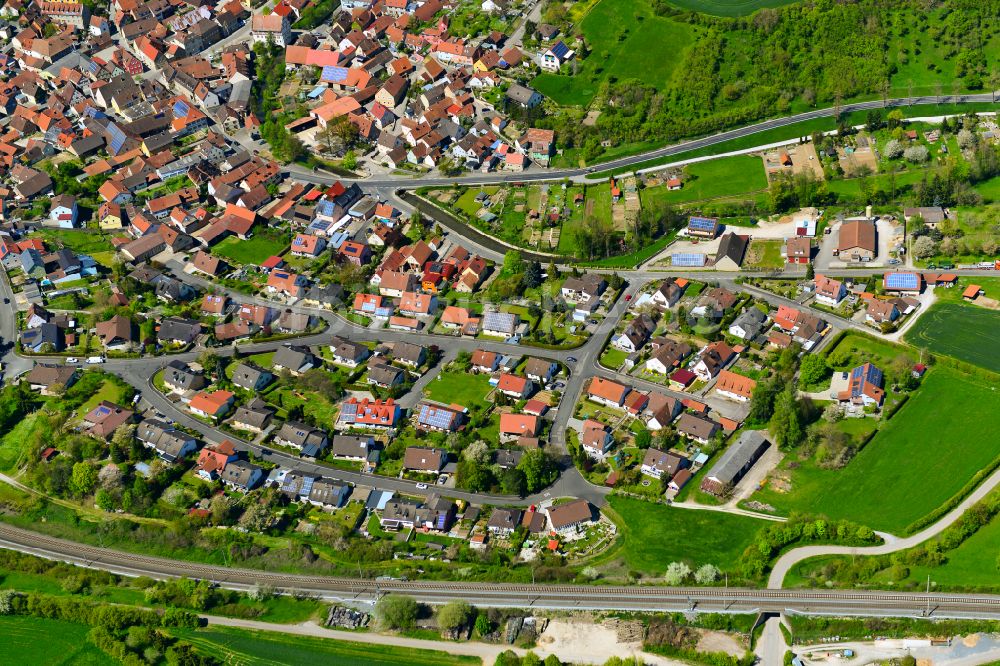 Luftbild Obernbreit - Stadtgebiet inmitten der Landwirtschaft in Obernbreit im Bundesland Bayern, Deutschland