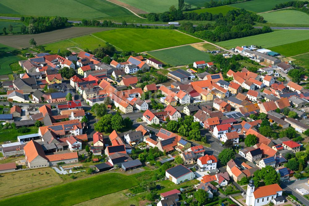 Oberspiesheim von oben - Stadtgebiet inmitten der Landwirtschaft in Oberspiesheim im Bundesland Bayern, Deutschland