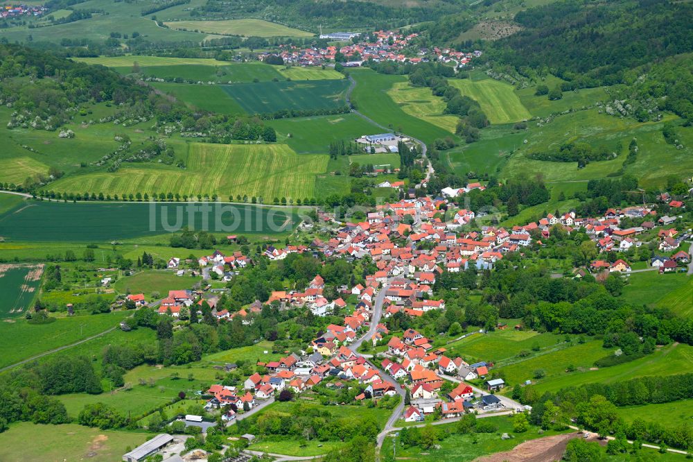 Luftaufnahme Oberweid - Stadtgebiet inmitten der Landwirtschaft in Oberweid im Bundesland Thüringen, Deutschland