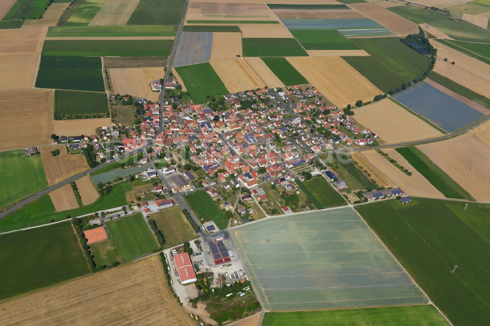 Luftbild Opferbaum - Stadtgebiet inmitten der Landwirtschaft in Opferbaum im Bundesland Bayern, Deutschland