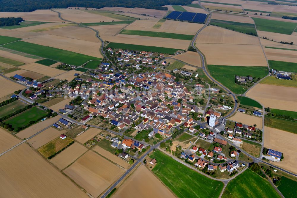 Luftaufnahme Riedenheim - Stadtgebiet inmitten der Landwirtschaft in Riedenheim im Bundesland Bayern, Deutschland