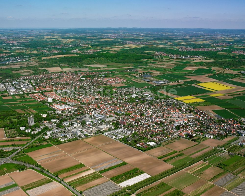 Schmiden von oben - Stadtgebiet inmitten der Landwirtschaft in Schmiden im Bundesland Baden-Württemberg, Deutschland